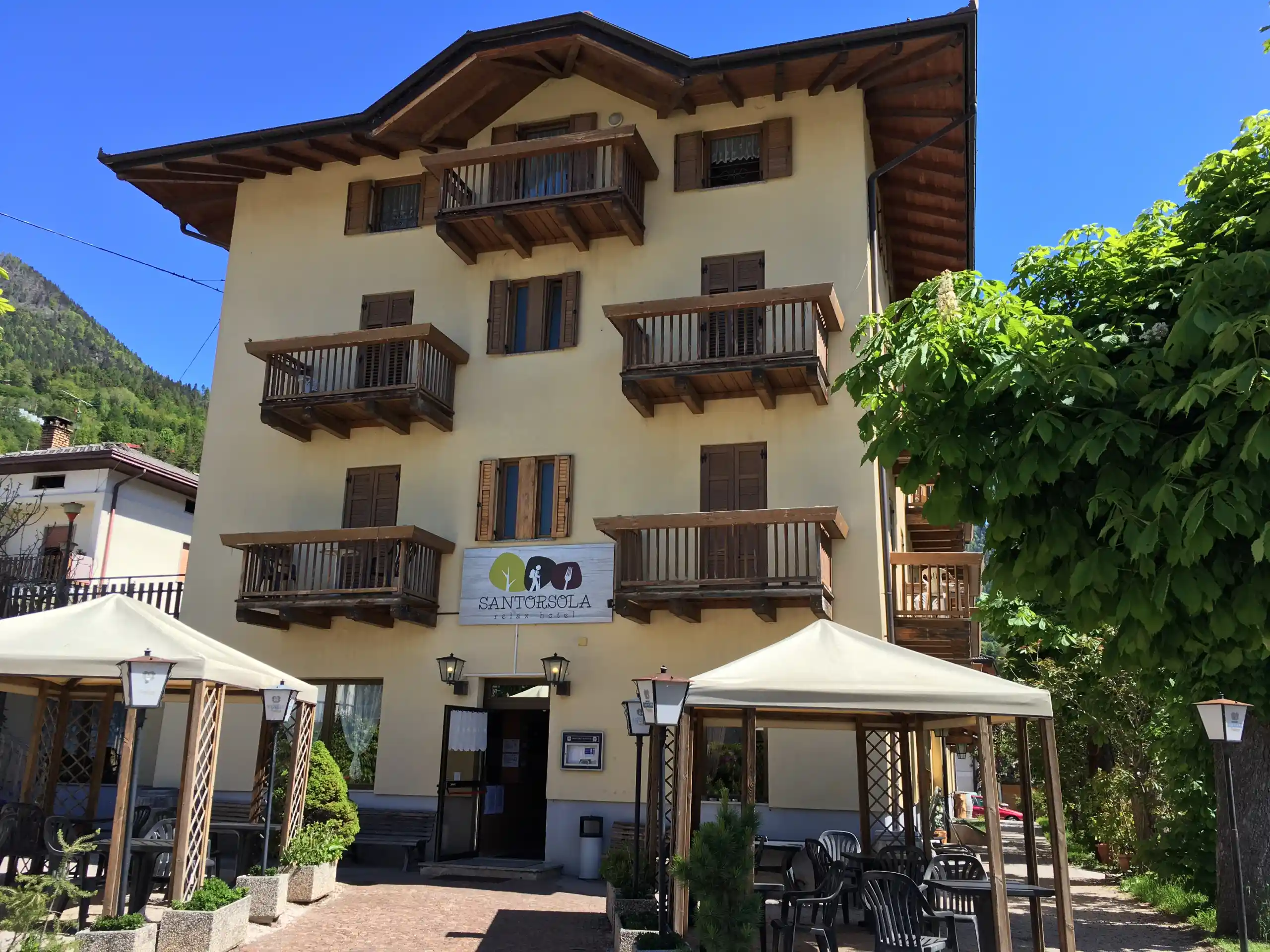Relax Hotel
